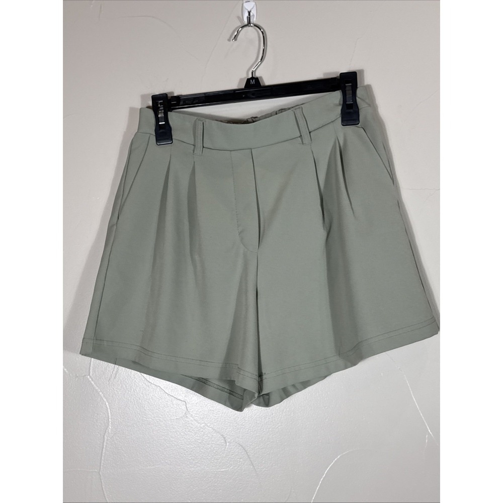 32‎ Degrees Women's Pull On Shorts, Belt Loops, Pleated Small